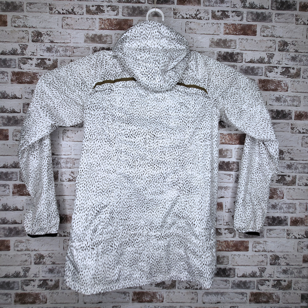 lululemon white/black hooded jacket (Women's Size N/A)