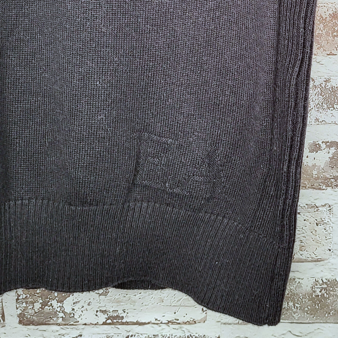 Emporio Armani navy V-neck sweater with eagle logo knit (Men's Size XL)