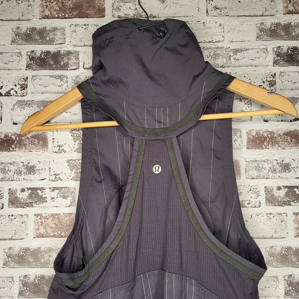 lululemon charcoal grey hooded running vest (Women's Size N/A)