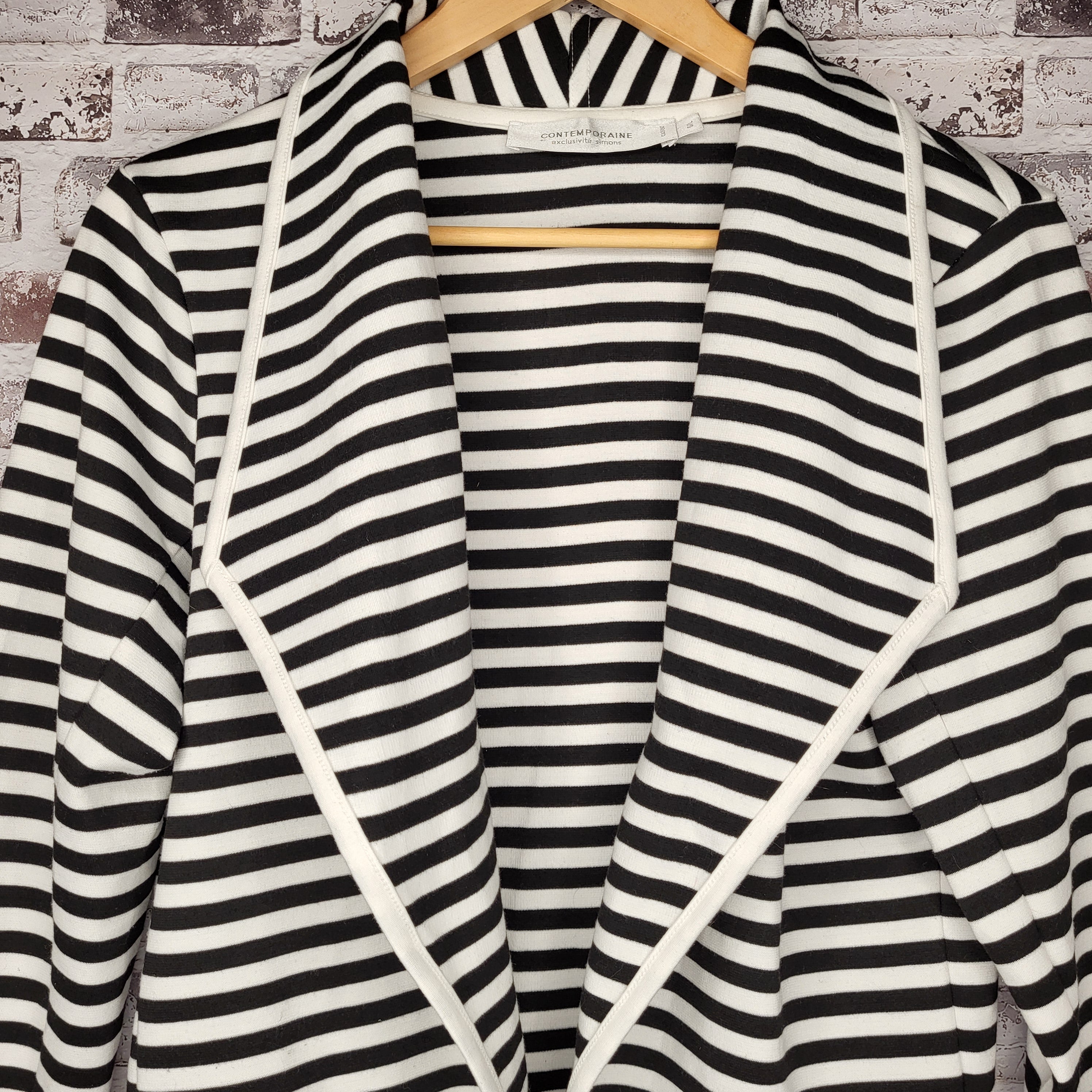 Contemporaine black/white striped open-front jacket (Women's Size L)
