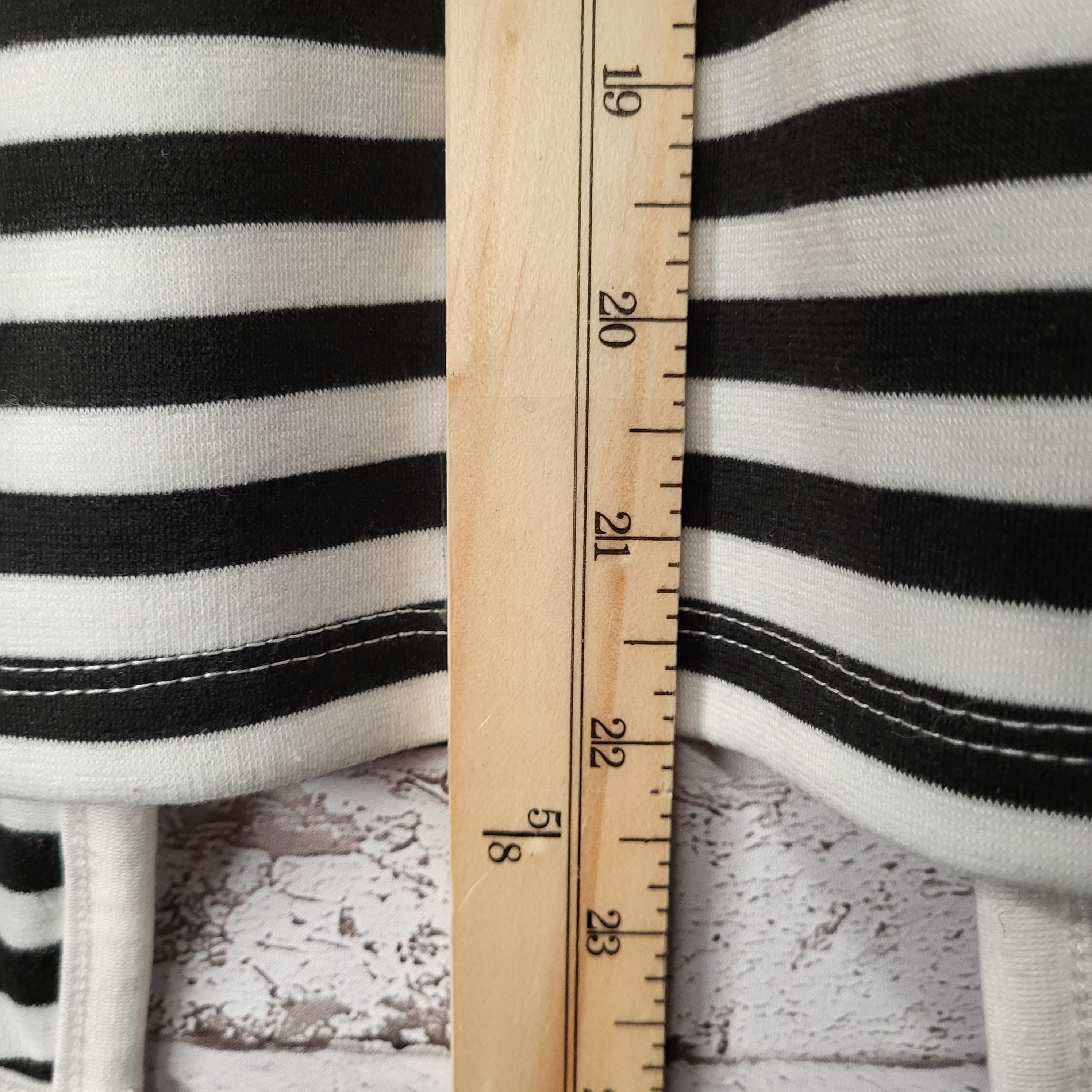 Contemporaine black/white striped open-front jacket (Women's Size L)