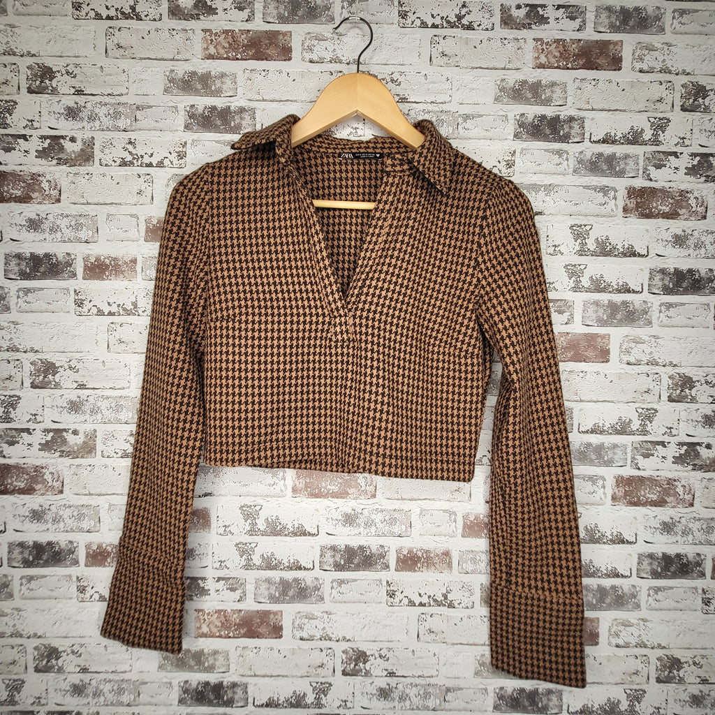 Zara houndstooth cropped collared top (Women's Size S)