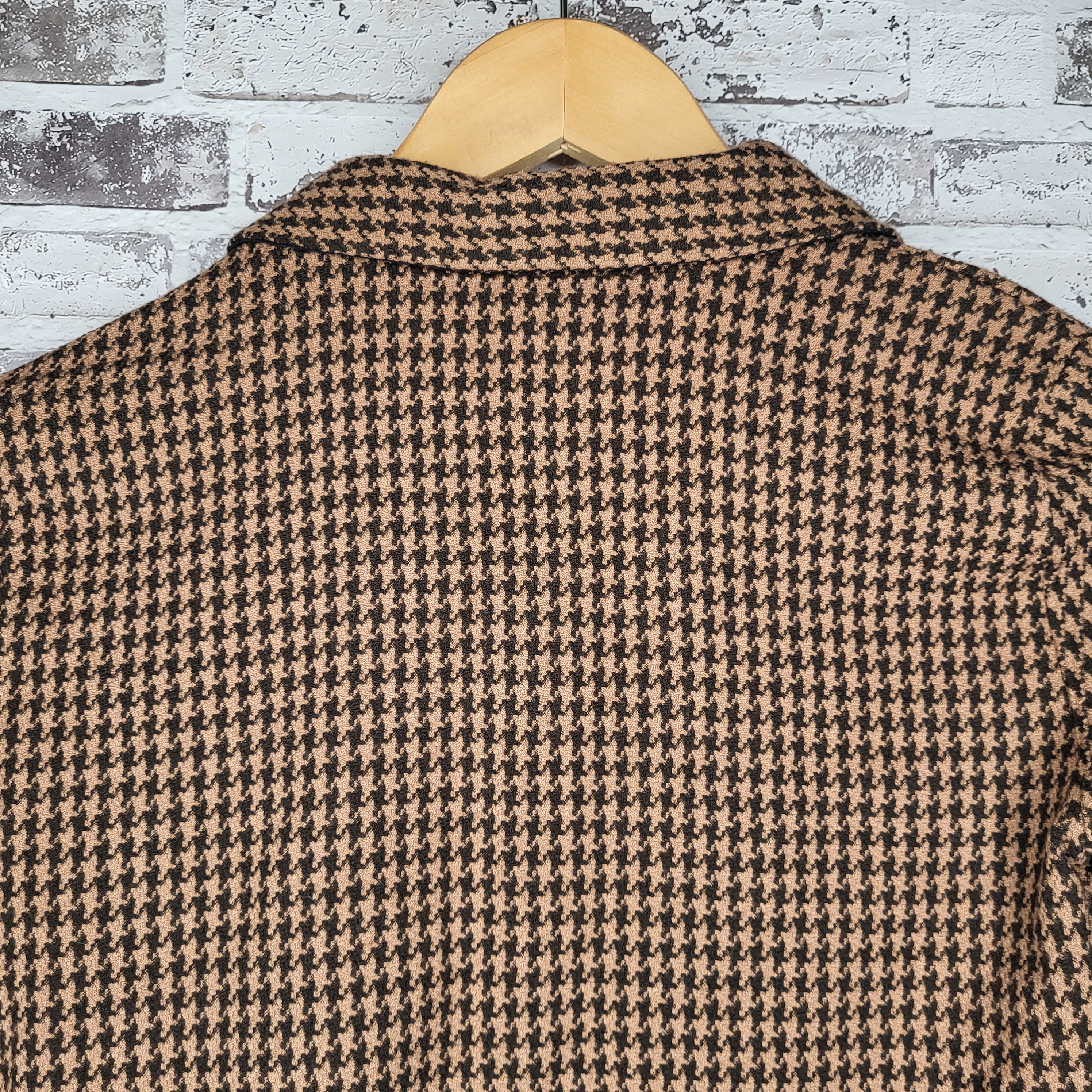 Zara houndstooth cropped collared top (Women's Size S)