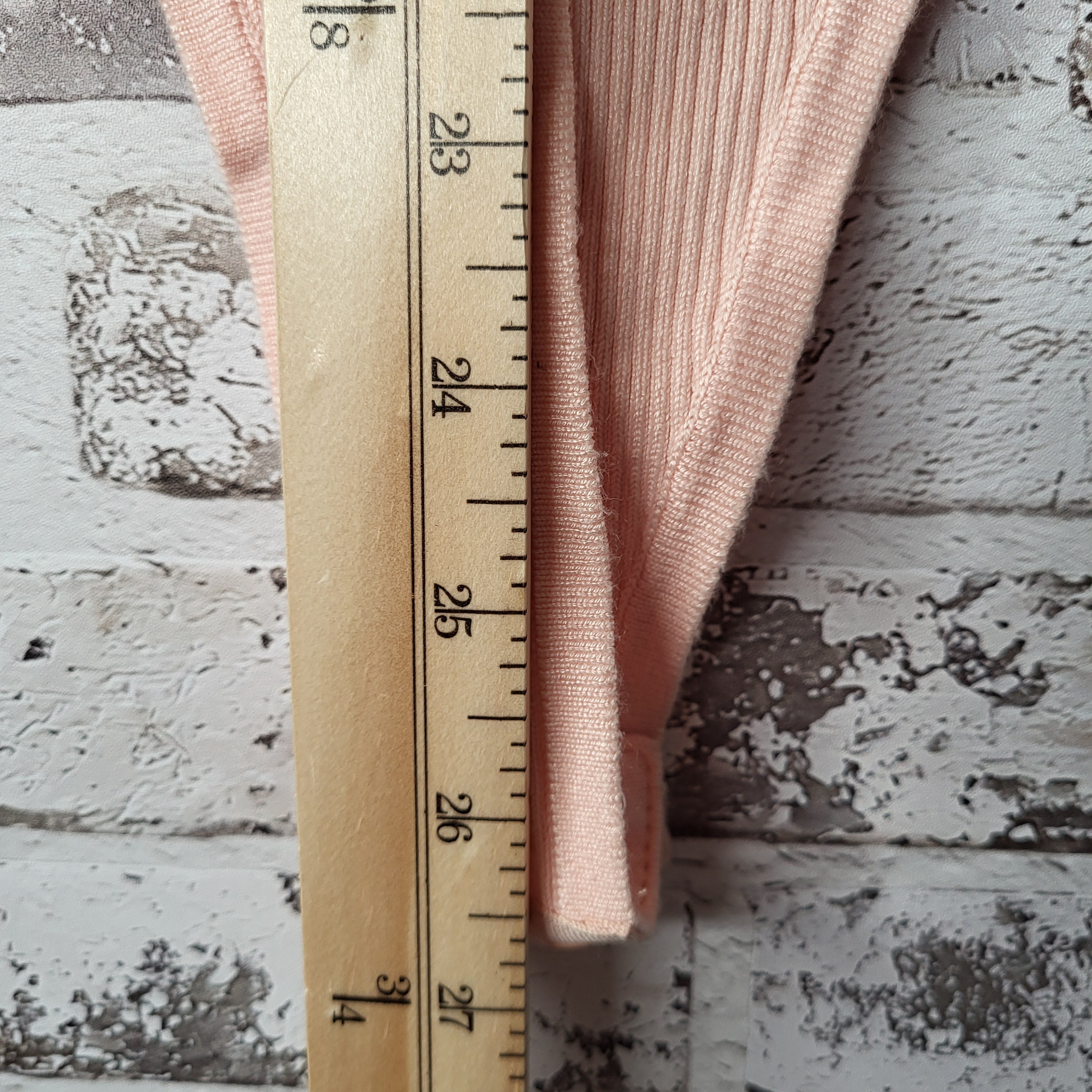 GUESS light pink cold-shoulder ribbed bodysuit (Women's Size S)