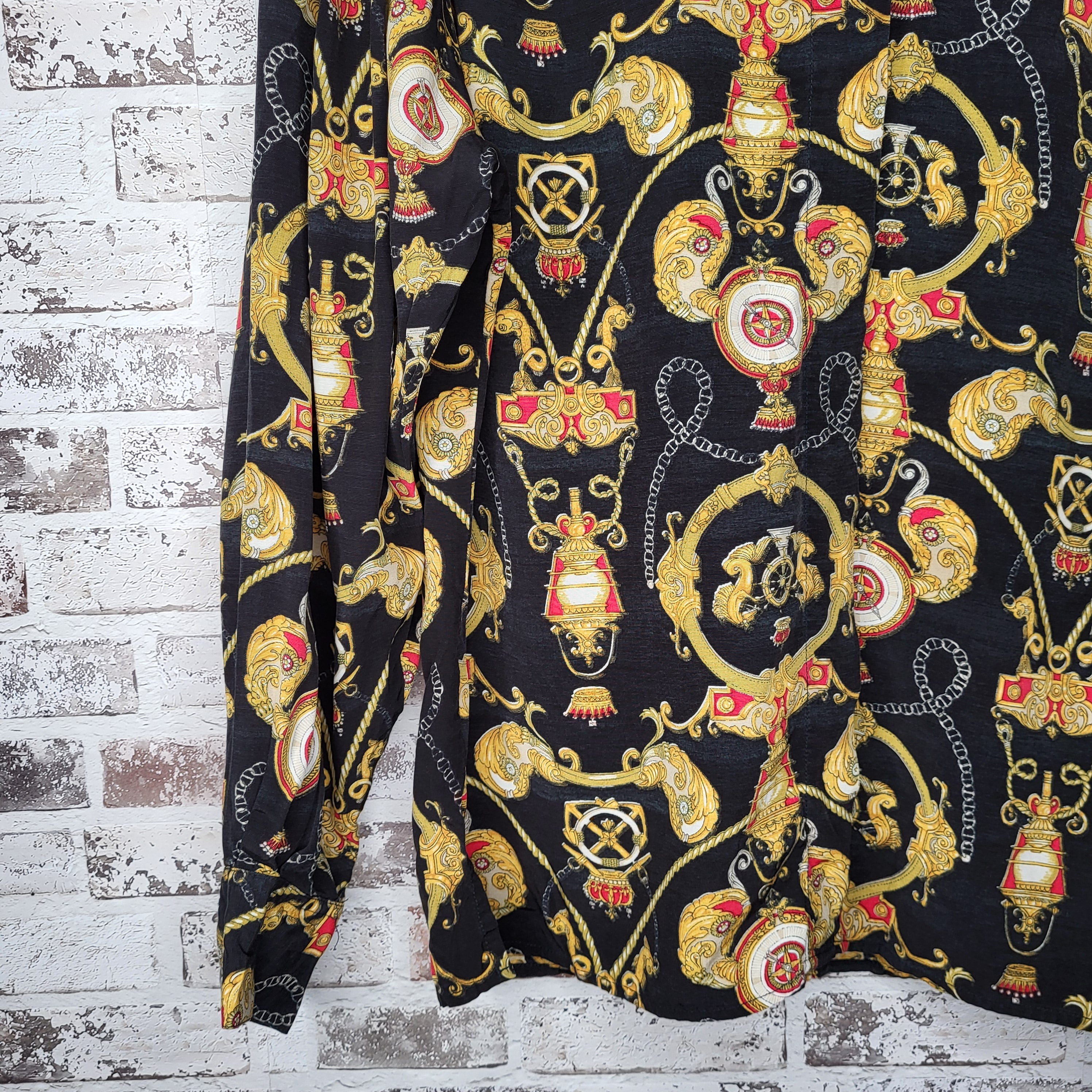 COMO Studio Black Gold Baroque Chain Print Button-Up Shirt (Women's Size 4 or Size S)