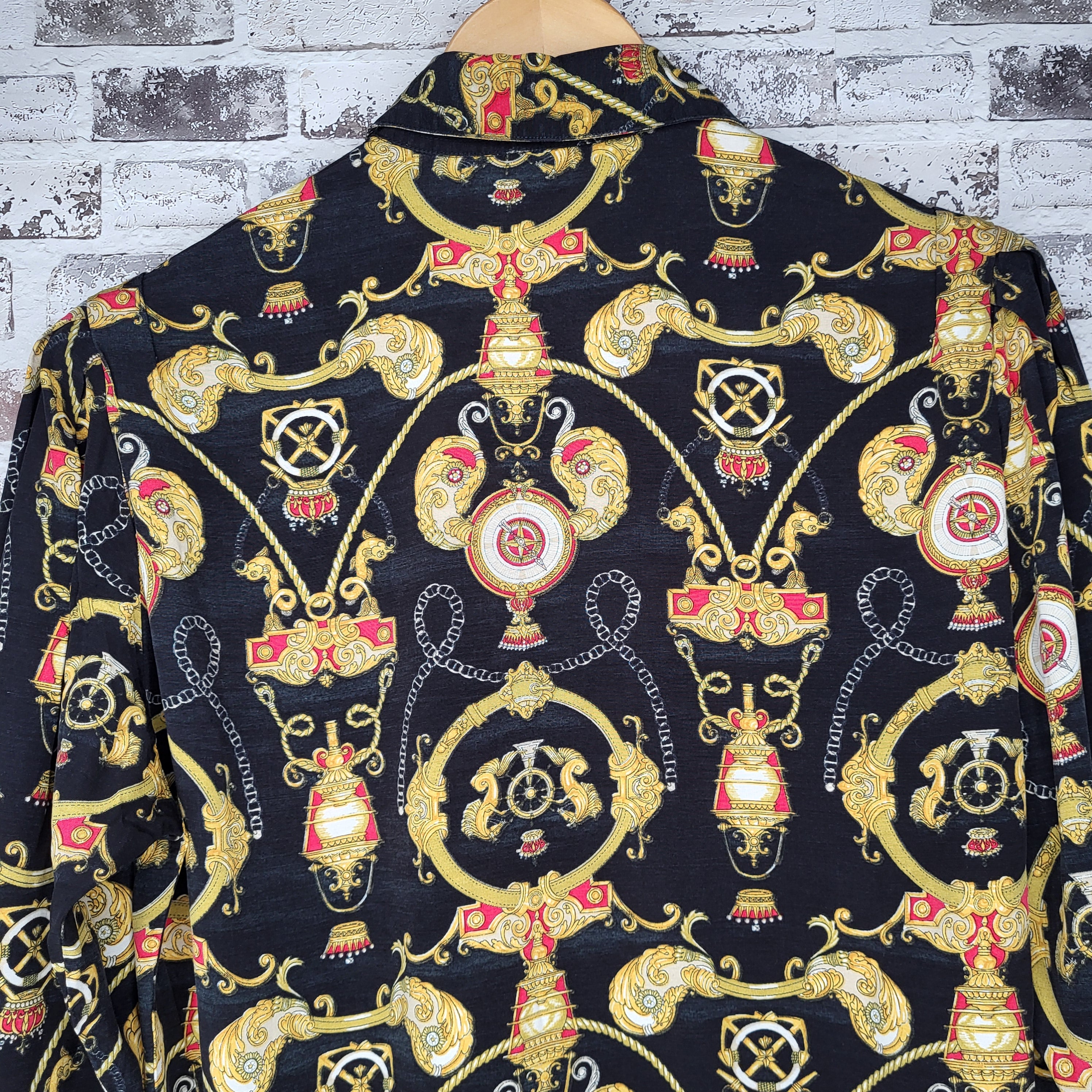 COMO Studio Black Gold Baroque Chain Print Button-Up Shirt (Women's Size 4 or Size S)