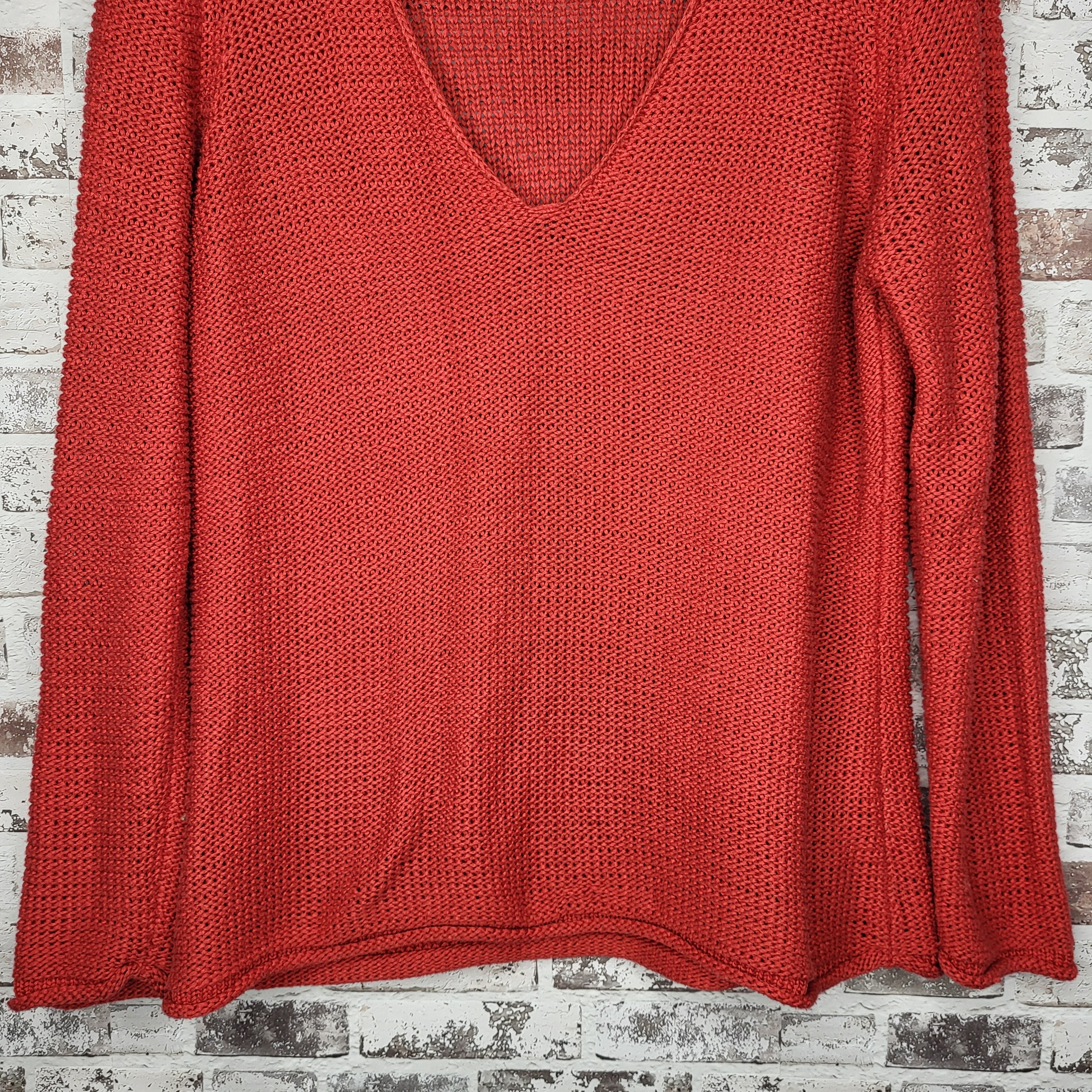 Capture rust open knit V-neck sweater (Women's Size L)