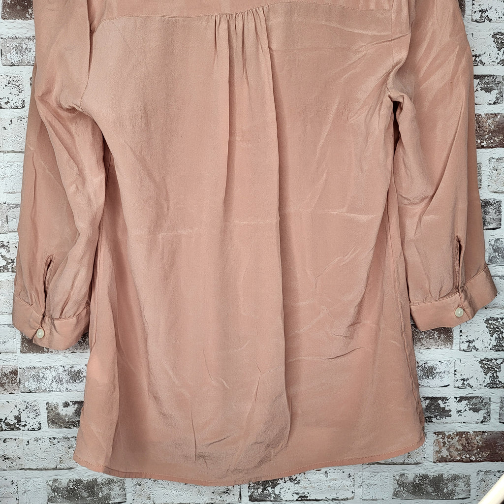 Banana Republic blush pink 100% silk ruched bib V-neck blouse (Women's Size S)