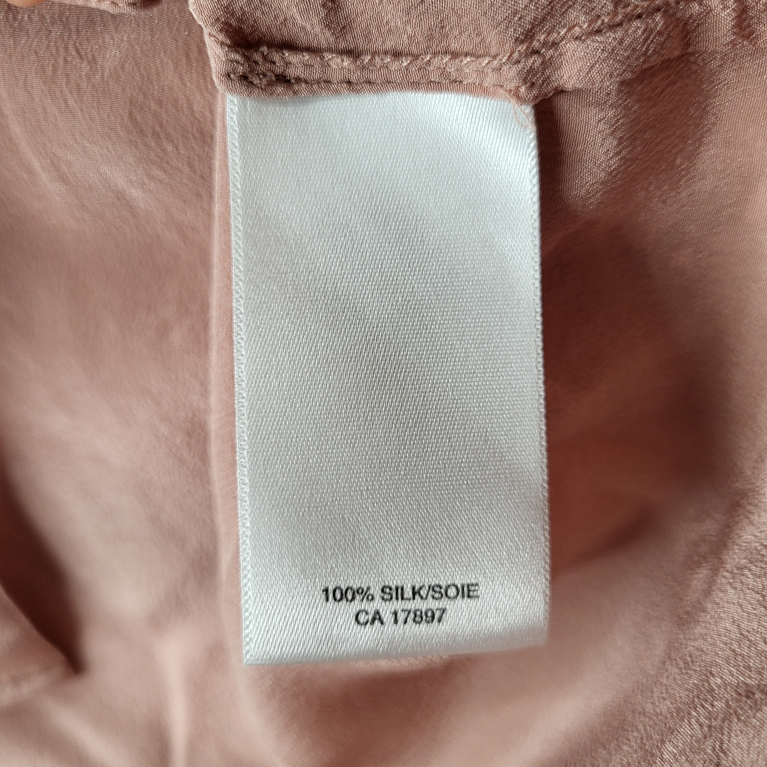 Banana Republic blush pink 100% silk ruched bib V-neck blouse (Women's Size S)