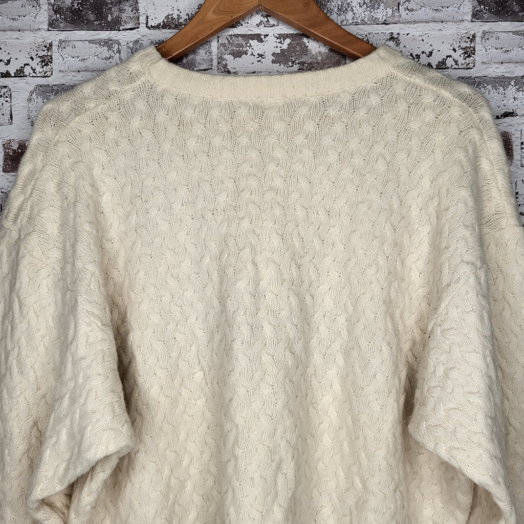 Chagall cream textured knit sweater with geometric pattern (Women'sSize M)