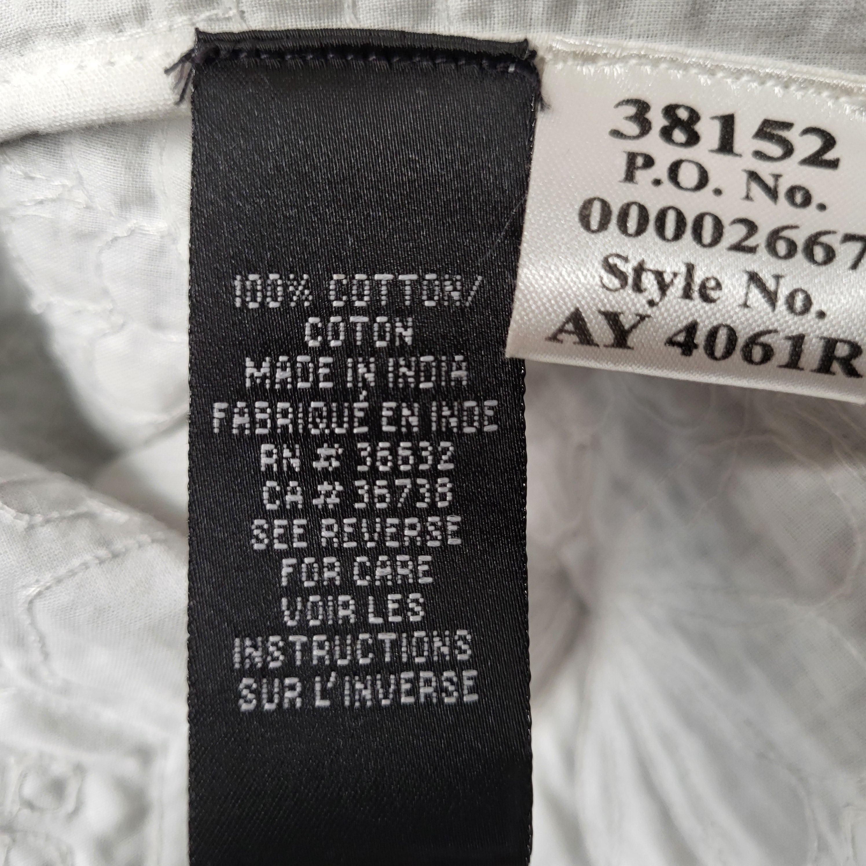 Attitude Black & White Sashiko Floral Quilted Jacket (Women's Size XL)