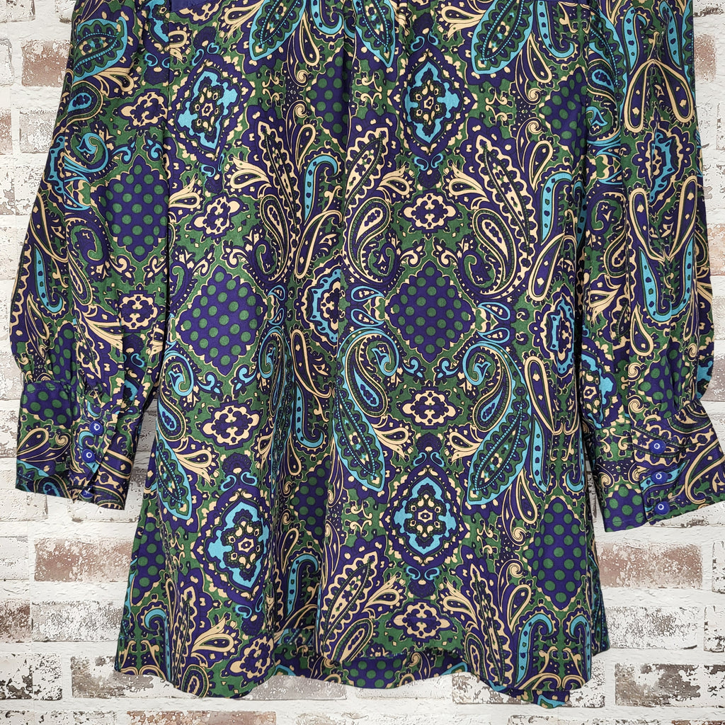 Banana Republic blue green paisley silk blouse (Women's Size XS)