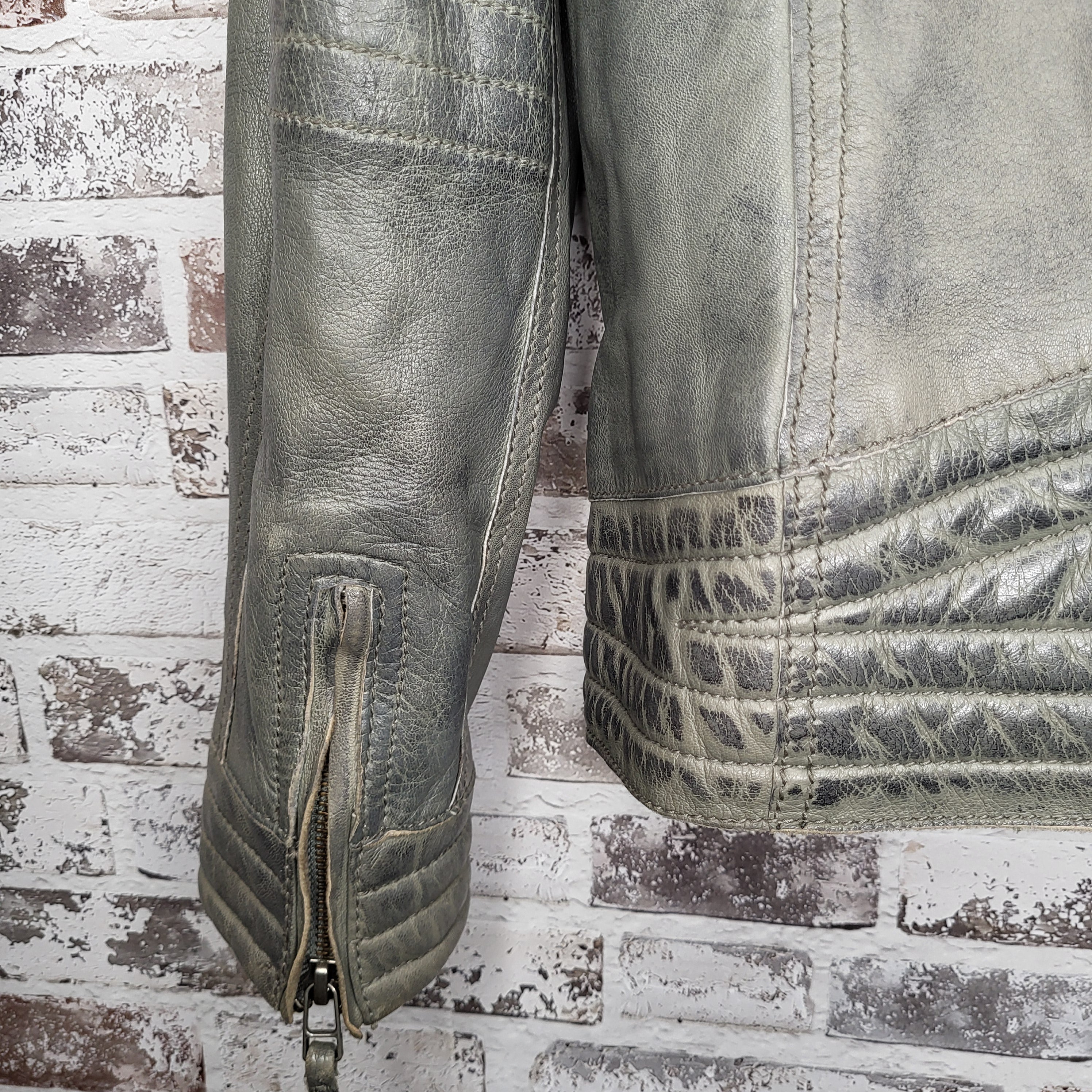 Blink Grey Genuine Leather Moto Jacket (Men's Size S/P)