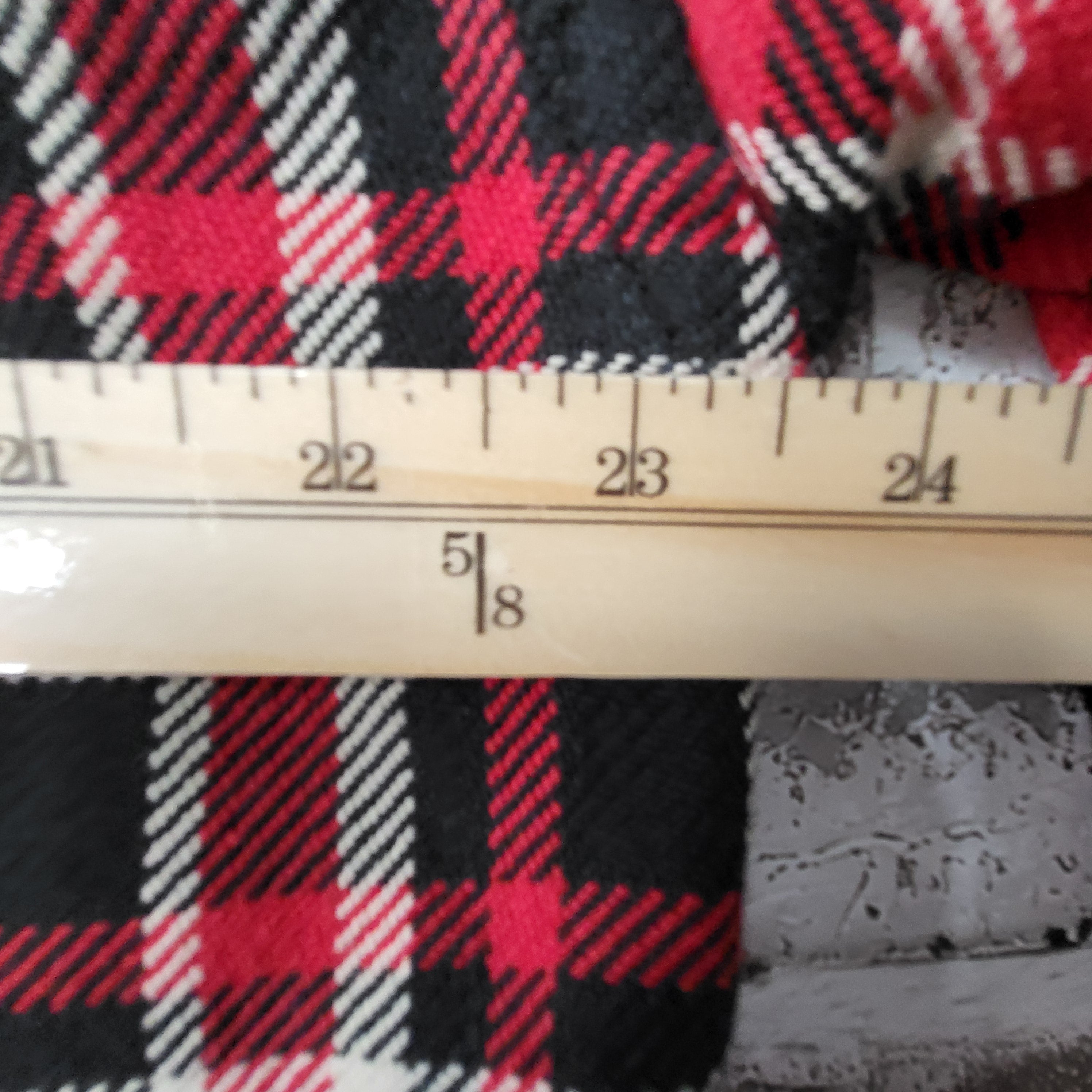 Eddie Bauer Red Black Plaid Flannel Shirt (Men's Size M)