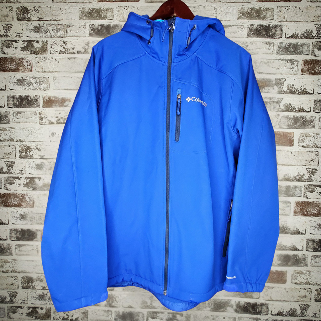 Columbia blue hooded soft shell jacket (Men's Size L)