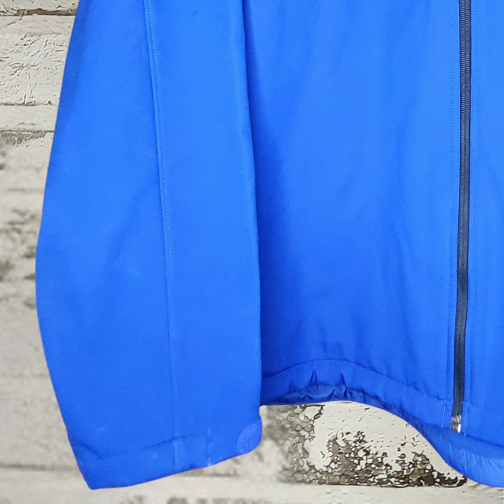 Columbia blue hooded soft shell jacket (Men's Size L)