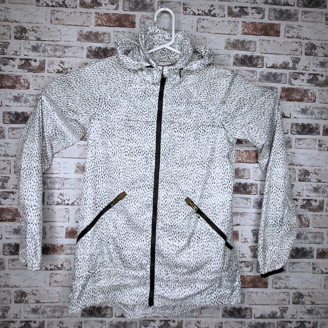 lululemon white/black hooded jacket (Women's Size N/A)